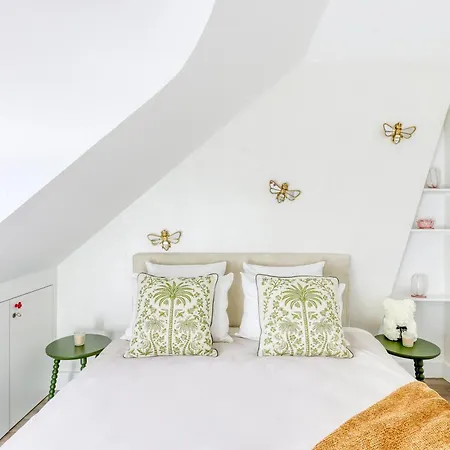 Escapade Luxe A Deux Pas Des Champs-elysees Apartment