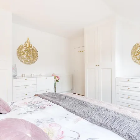 Escapade Luxe A Deux Pas Des Champs-elysees