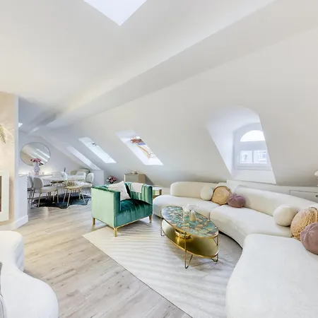 Escapade Luxe A Deux Pas Des Champs-elysees Apartament Paryż